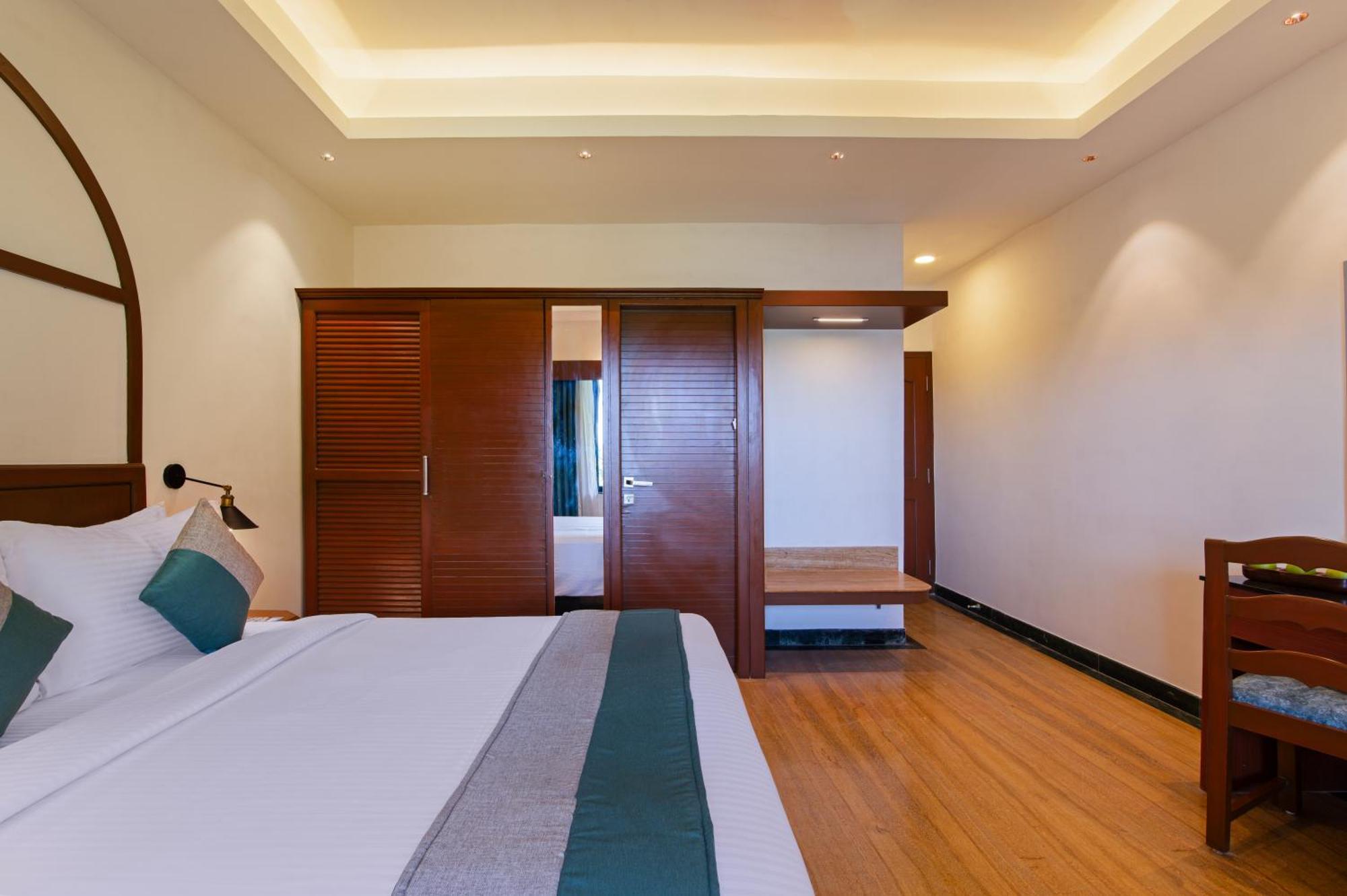 สเตอร์ลิง การ์วาร์ Hotel ภายนอก รูปภาพ