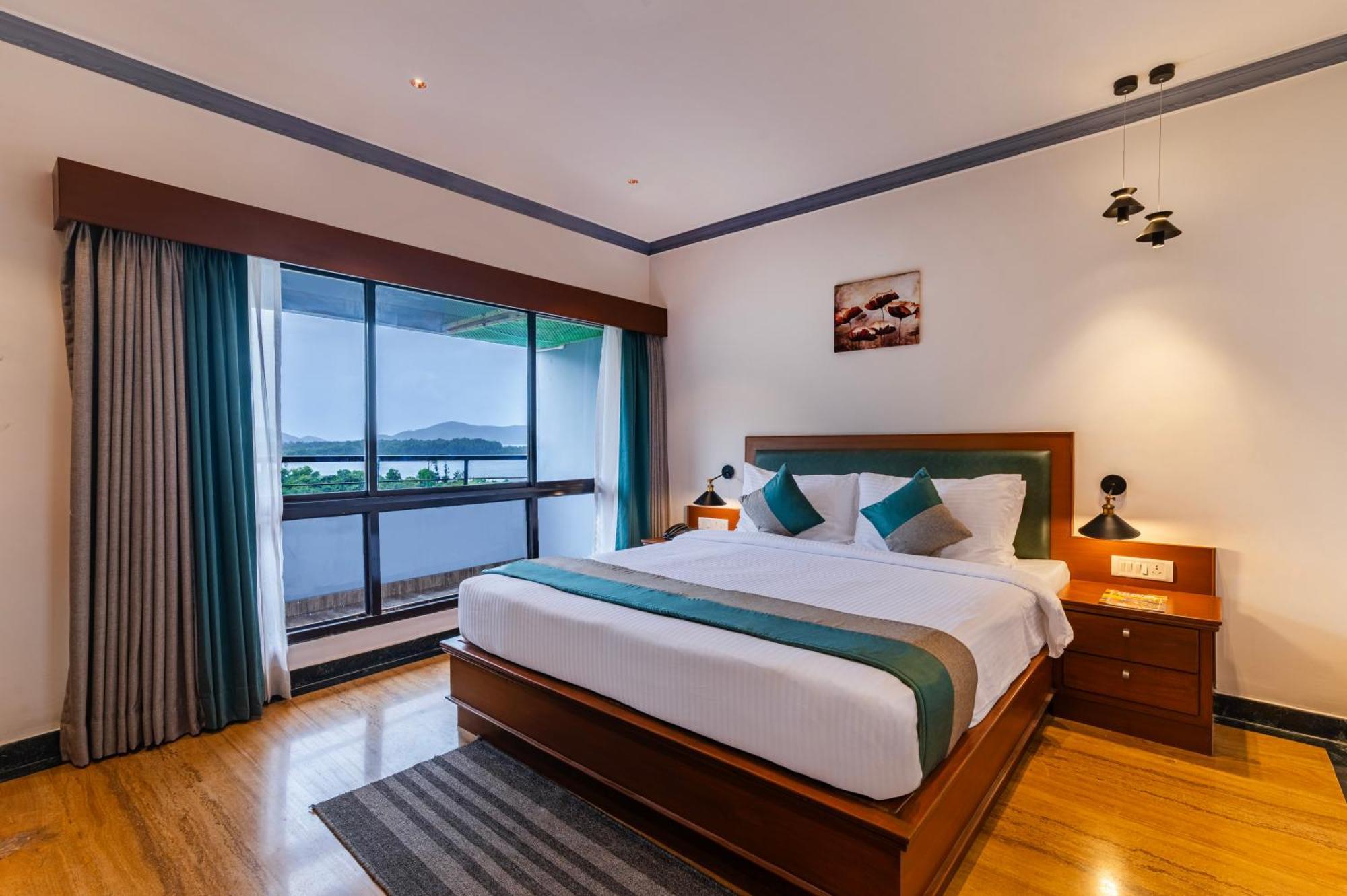 สเตอร์ลิง การ์วาร์ Hotel ภายนอก รูปภาพ