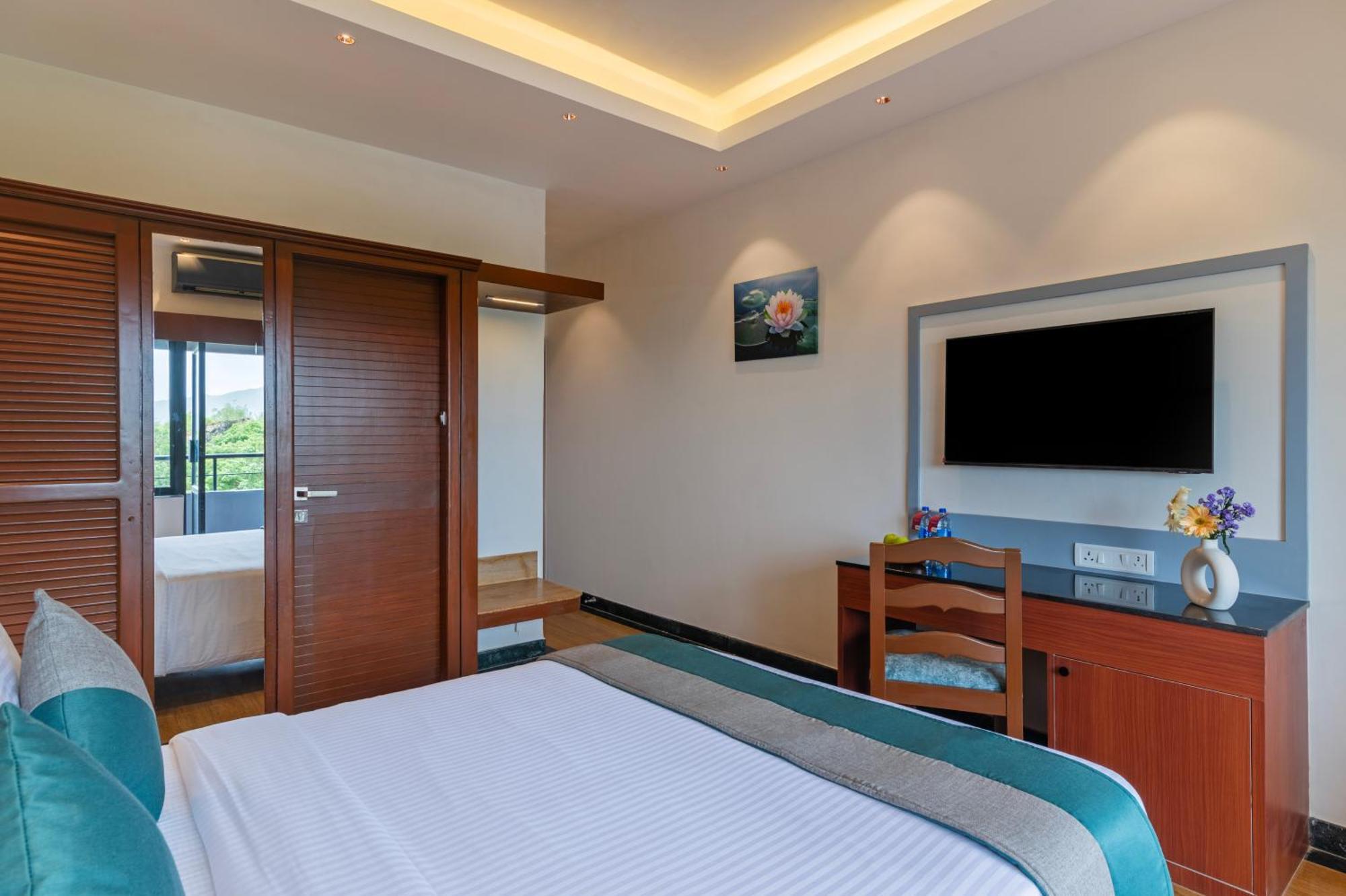 สเตอร์ลิง การ์วาร์ Hotel ภายนอก รูปภาพ