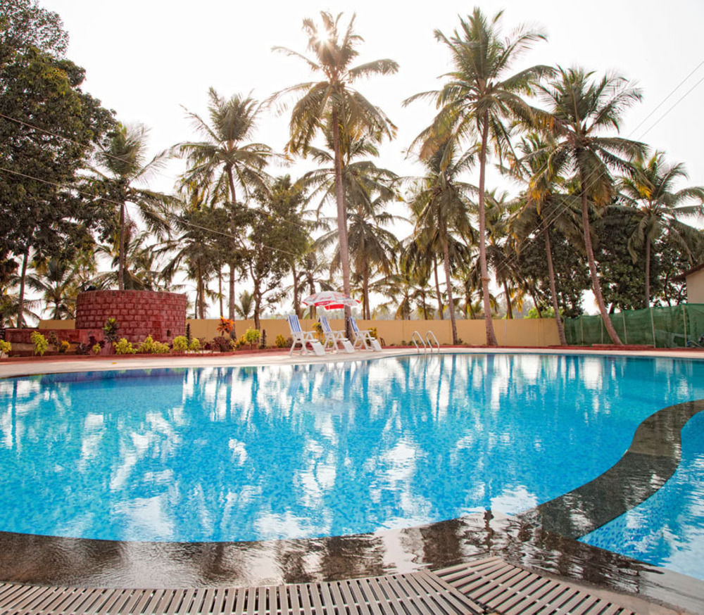 สเตอร์ลิง การ์วาร์ Hotel ภายนอก รูปภาพ